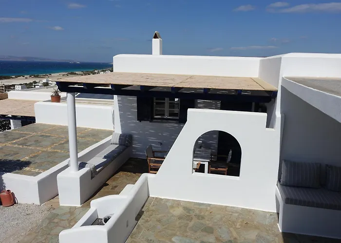 D - Kamari Village *